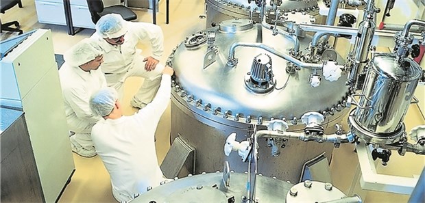 Fermenter in der industriellen Biotechproduktion bei Boehringer Ingelheim. Das Familienunternehmen ist einer der wenigen großen Know-how-Träger in der Herstellung rekombinanter Wirkstoffe, der nicht börsennotiert ist.