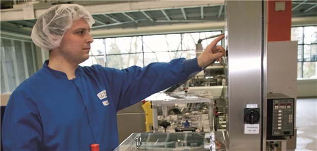 Boehringer profitiert von starker Nachfrage nach neuen Produkten Fertigung des Gerinnungshemmers Pradaxa®, einem der fünf Blockbuster, die Boehringer Ingelheim aktuell hat.