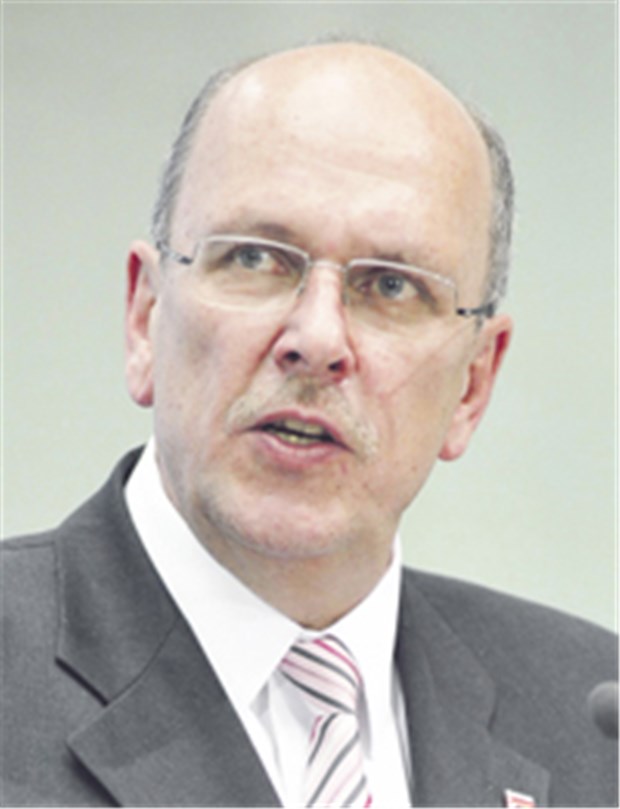 Machtpoker ums Versorgungsgesetz Findet die Eckpunkte "nicht akzeptabel": Hessens Gesundheitsminister Stefan Grüttner.