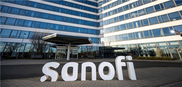 Sanofi nimmt Humaninsuline vom Markt Firmenlogo am Produktionsstandort Frankfurt-Höchst.