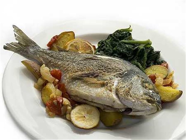 Essen Schwangere Fisch, schützen sie ihre Babys vor Allergien Fischkonsum in der Schwangerschaft reduziert das Risiko der ungeborenen Kinder, später an Allergien zu erkranken.