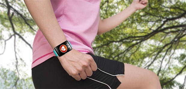 Sicherheitsrisiko Fitness-Tracker Fitness-Tracker sind beliebt: Allein im ersten Quartal 2016 wurden weltweit rund 20 Millionen Systeme verkauft.