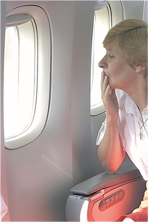 Mit Herzschwäche auf Reisen – So geht's Flugreise ohne Angst ums Herz: Eine reisemedizinische Beratung ist daher zum Beispiel für Patienten mit Herzinsuffizienz wichtig.