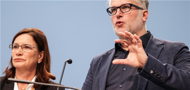 Primärarztsystem: Hausärzte fordern mutige Reformen von der Bundesregierung Fordern Reformwillen vom Bund: Nicola Buhlinger-Göpfarth (l) und Markus Baier, Bundesvorsitzende des Deutschen Hausärzteverbandes.