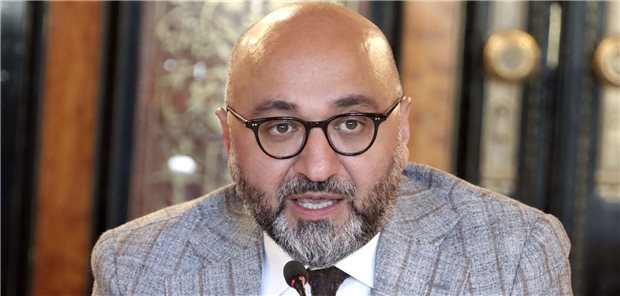 Ärztekammerpräsident: Private Investoren im Gesundheitswesen bereiten Sorge Fordert Transparenz bei den Besitzverhältnissen: Hamburgs Kammerpräsident Dr. Pedram Emami.