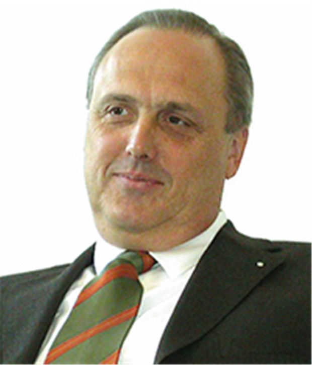 AOK Bayern pocht auf Hausarztvertragstreue Fordert Vertragstreue ein: Dr. Helmut Platzer, Chef der AOK Bayern.