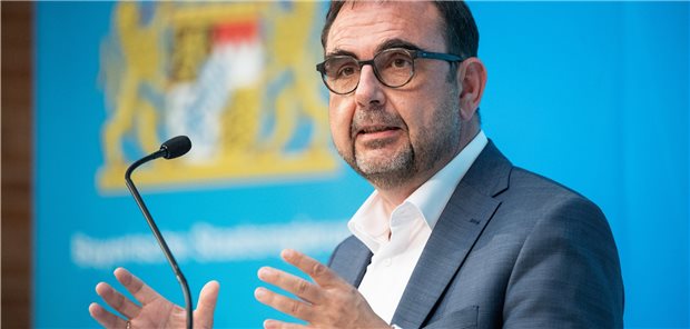 Holetschek fordert schnelle und große Pflegereform Fordert eine zügige große Pflegereform nach der Regierungsbildung im Bund: Bayerns Gesundheitsminister Klaus Holetschek (CSU).