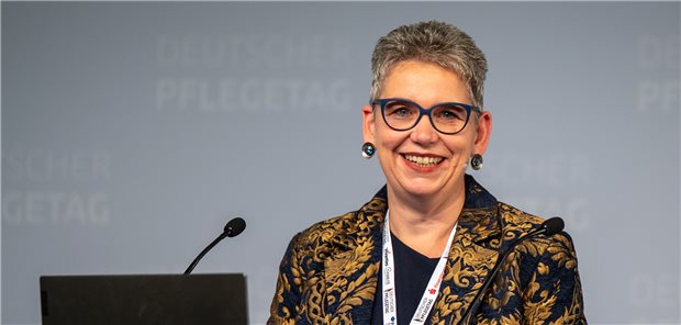 Pflegerat fordert stärkere Beteiligung in Selbstverwaltungsgremien Fordert mehr Einfluss in der Selbstverwaltung des Gesundheitswesens: Christine Vogler, Präsidentin des Deutschen Pflegerates