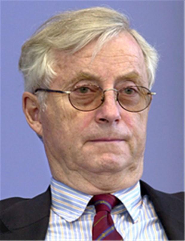 Neue Richtlinie noch dieses Jahr Fordert vor allem sachliche Debatten über die Hirntoddiagnostik: Professor Peter Scriba, Vorsitzender des wissenschaftlichen Beirats der BÄK.