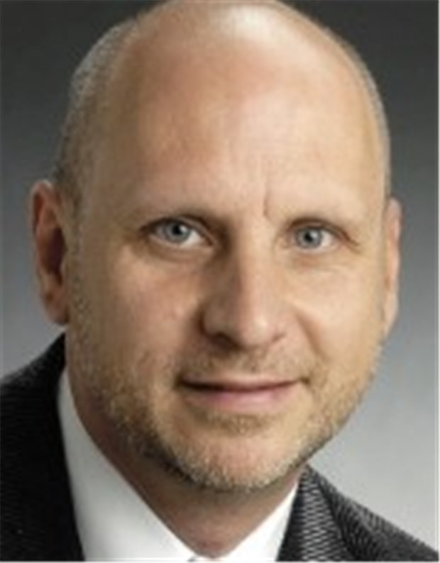 Ein gigantischer Gesundheitsmarkt ohne Grenzen Frank Böhle ist Facharzt für Psychiatrie und Psychotherapie sowie für Neurologie. Er pendelt seit fünf Wochen von Meerbusch nach Venraj in den Niederlanden.