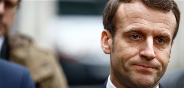 Macron und die Machtprobe zwischen Medizin und Politik Frankreichs Präsident Emmanuel Macron ist ungeduldig angesichts der öffentlichkeitswirksamen Rolle von Epidemiologen in der Pandemie. Viele Medien deuten dies als Machtkampf zwischen Medizin und Politik.