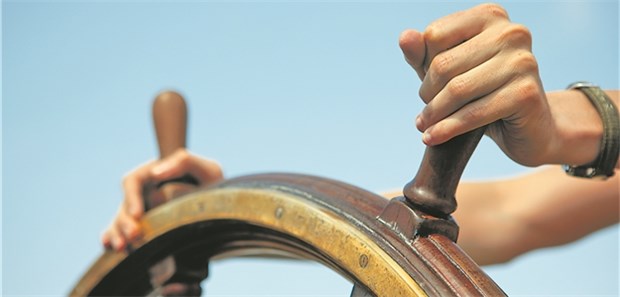 Freiberufler mit beschränkter Haftung? Das geht, wenn sie das Steuer in der Hand behalten.