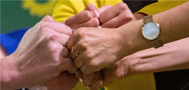 Baden-Württemberg rechnet vor: „Hamburger Modell“ kostet Millionen extra Freude bei den baden-württembergischen Grünen nach der Landtagswahl. Sie haben sich ausdrücklich für das „Hamburger Modell“ für die Landesbeamten ausgesprochen.