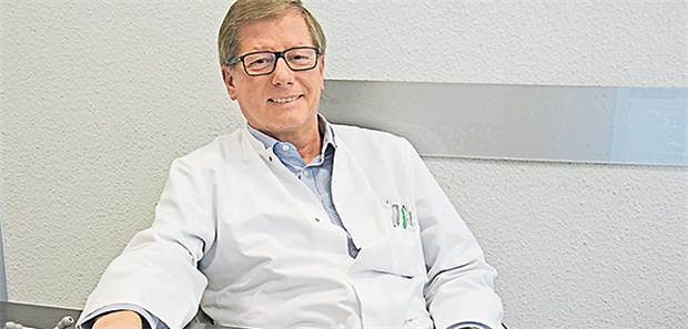Freut sich über die jüngste Entwicklung: Der Bitburger Hausarzt Dr. Michael Jager sieht neue Hoffnung für sein geplantes Eifel-MVZ.