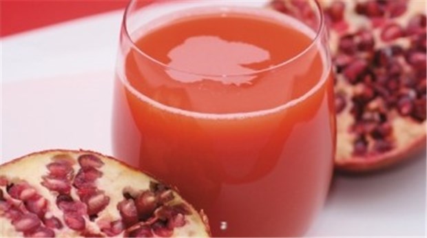 Smoothies - gesund, aber mit Vorbehalten Früchte wie Granatäpfel sind ein beliebter Bestandteil von Smoothies.