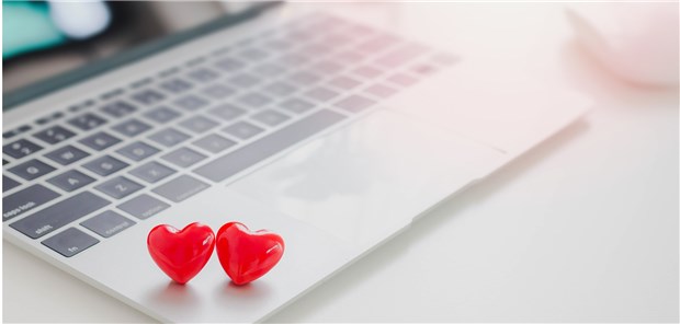 Der Griff nach den Sternen Früher seltsam, heute Normalität: Online-Dating.