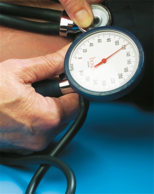 Blutdrucksenkung - zuviel des Guten kann zum Risiko werden Für Diabetiker und Patienten mit Nierenerkrankung gelten strengere Vorgaben für die Blutdruckeinstellung als für andere Patienten mit Hypertonie.