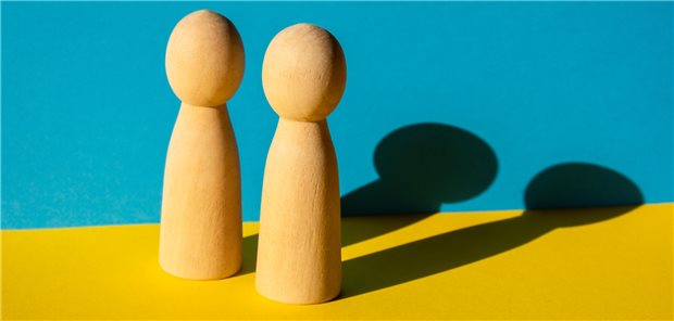 Ukrainischsprachiges Online-Training unterstützt Ärzte bei der Arbeit mit depressiven Flüchtlingen Für Geflüchtete aus der Ukraine ist der Zugang zu psychotherapeutischer Versorgung bei Vorliegen einer Depression oft schwer.