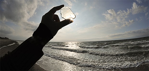 So viele Mädchen sind genitalverstümmelt Für Genitalverstümlungen werden manchmal einfachste Werkzeuge, wie eine Glasscherbe, verwendet.