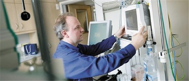 Die Töchter der Kliniken übernehmen vielerorts die Geschäfte Für Kliniken rechnet es sich, die Technik in Eigenregie zu warten.