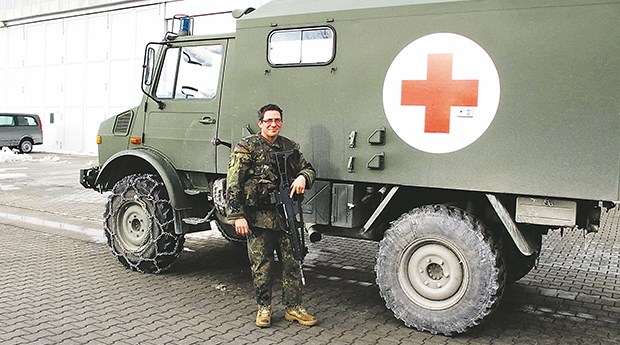 Von Niederbayern nach Kundus: Ärzte üben für den Ernstfall Für Oberstabsarzt Dr. Christoph Jänig steht ab Ende Januar der sechste Auslandseinsatz mit der Bundeswehr bevor.