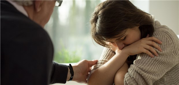 Für Patienten mit therapieresistenter Depression ist in den USA Esketamin zugelassen.