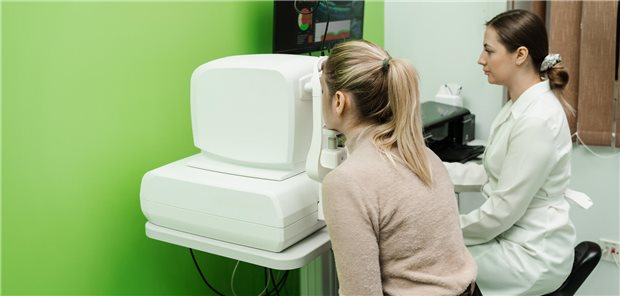 Untersuchung beim Augenarzt