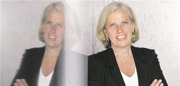 Für die Hausärzte sei die Entbudgetierung eine gute Nachricht und sie werde der Versorgung partiell guttun, so die Präsidentin des Berufsverbands Deutscher Internistinnen und Internisten (BDI), Christine Neumann-Grutzeck. „Gleichzeitig wirkt der vorgestellte Maßnahmenkatalog wie ein Versuch, die Ärzteschaft zu spalten:“
