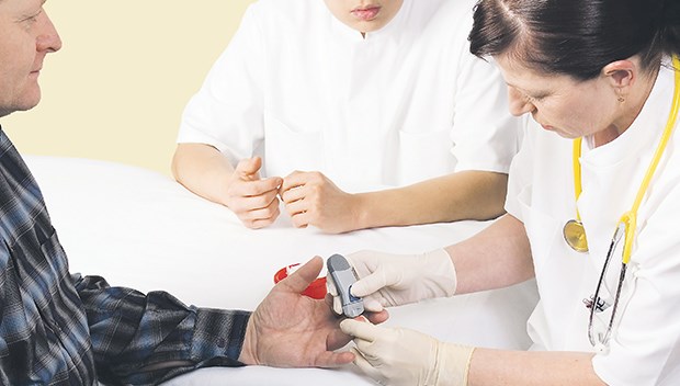 Diabetes-Umfrage: Ärzte setzen auf Prävention und Therapiefreiheit Für die Verlaufskontrolle bei Diabetikern nutzen Ärzte vor allem den HbA1c-Wert.