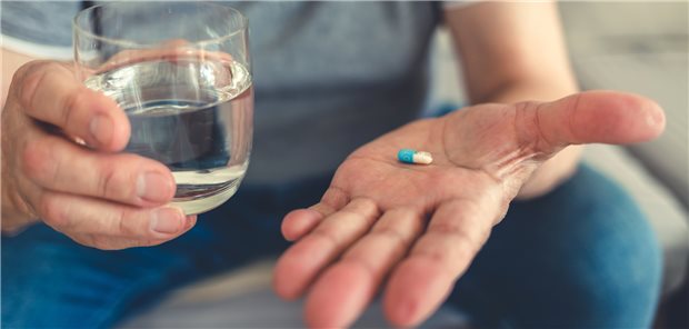 Für die Verordnung von Antibiotika bei unkomplizierten akuten Infekten wollen die Krankenkassen ein Qualitätssicherungsverfahren durchsetzen.
