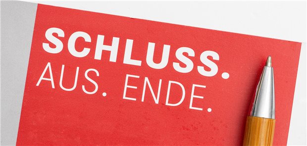 Zettel mit der Aufschrift: "Schluss. Aus. Ende."