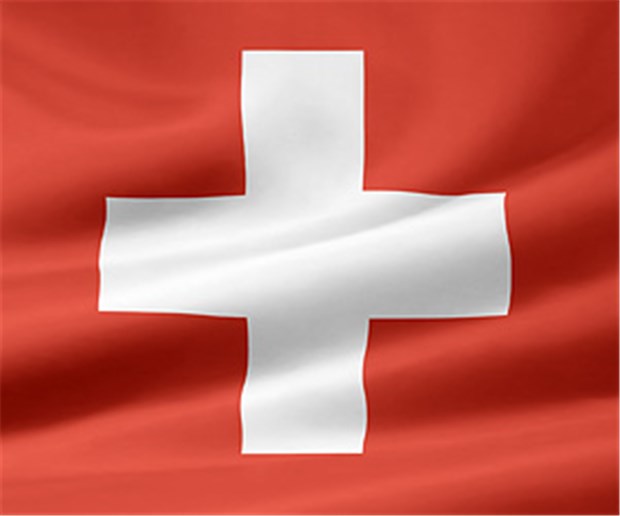 Schweizer ächzen unter der Last der Kopfpauschalen Für junge Erwachsene (19 bis 25 Jahre) beträgt die Kopfpauschale in der Schweiz künftig 245 Euro, ein Plus von 11,8 Prozent.