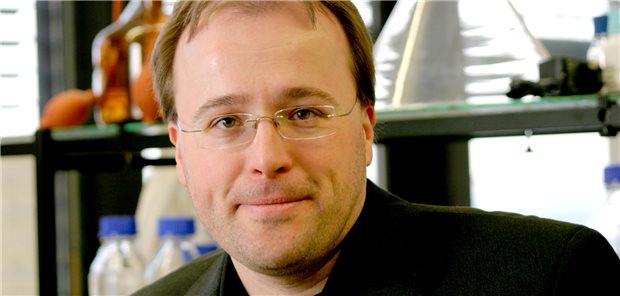 Oskar-Fischer-Preis für Mainzer Alzheimer-Forscher Für seine Forschung zur Ursache der Alzheimer-Erkrankung hat Professor Bernd Moosmann den Oskar-Fischer-Preise erhalten.