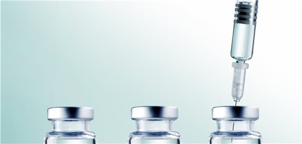 STIKO empfiehlt Corona-Booster für alle ab 18 Für viele Bundesbürger ist die Auffrischimpfung das dritte Mal, dass sie sich gegen COVID-19 impfen lassen. Die Booster-Impfdosis lasse einen längerfristigen robusten Impfschutz erwarten, so die STIKO.