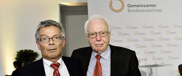 Ära Hess geht im GBA zu Ende GBA-Chef Dr. Rainer Hess (r.) und sein Nachfolger Josef Hecken, noch Staatssekretär im Familienministerium.