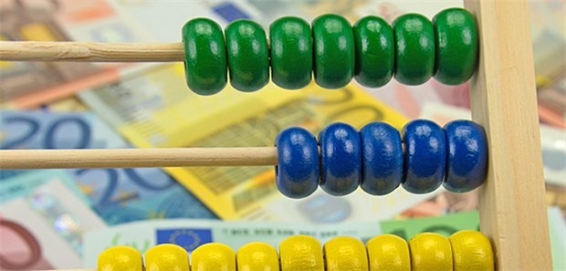 GOÄ-Reform: Bis zum Sommer soll auf der Basis betriebswirtschaftlicher Kalkulationen und Abstimmungen die Bepreisung der insgesamt 5300 Leistungsziffern erfolgen.