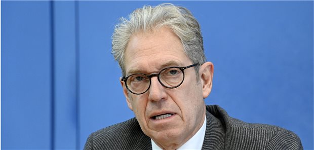 70 Jahre KBV: Gassen wirbt für praxisnahe Versorgung anstelle von Reißbrett-Politik „Geben Sie uns die Freiheit zurück“, forderte Dr. Andreas Gassen, Vorstandsvorsitzender der Kassenärztlichen Bundesvereinigung (KBV), beim Festakt zum 70-jährigen Bestehen der KBV in Berlin. (Archivbild)