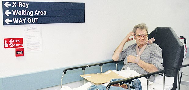 Eine Gesundheitsreform gegen Bürokraten Geduld brauchen Patienten im britischen NHS. Hausärzte sollen nun mehr Macht bekommen - als Manager.