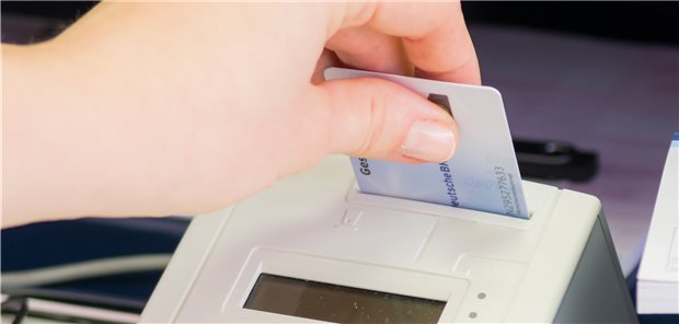 TI-Störung: Ärzte dürfen nicht auf Reparaturkosten sitzen bleiben Geht grad nicht: Der elektronische Stammdatenabgleich.