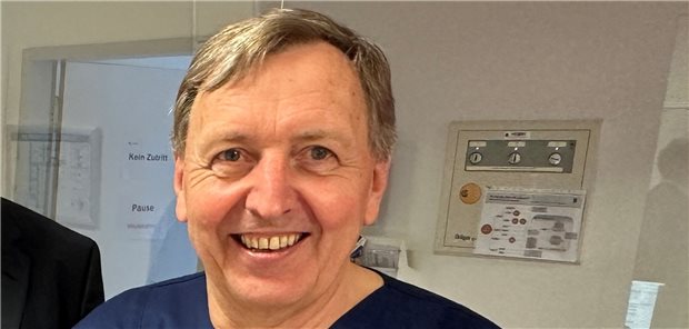 Geht noch nicht so ganz: Dr. Eike Burmester.