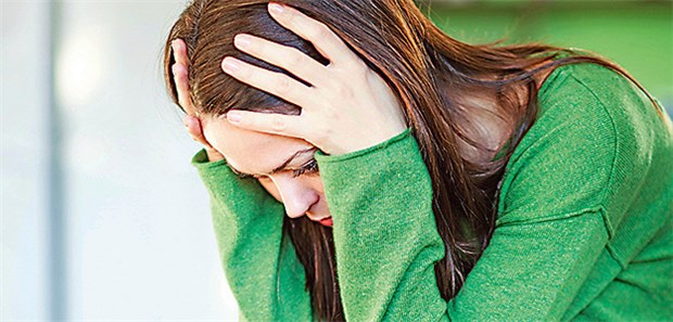 Genau zwei Präparate sind derzeit zur Prophylaxe von Migräneattacken zugelassen.