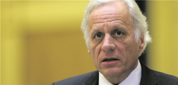 Hamburgs KV-Lotse Walter Plassmann geht von Bord Genoss große Anerkennung als KV-Chef: Walter Plassmann.