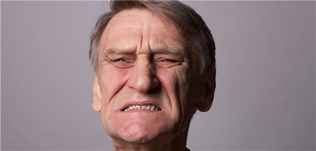 Gequälter Gesichtsausdruck, hochgezogene Lippen und Abwehrspannung seien den Forschern zufolge valide und schmerzspezifische Kriterien.