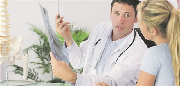 Ungewisse Aussichten Gerade in der Orthopädie könnte sich für Kassenpatienten ein hoher Bedarf an Zweitmeinungen vor Op ergeben.