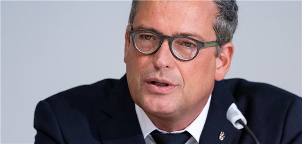 Leopoldina-Präsident: Long-COVID ist stark unterschätzt Gerald Haug, Präsident der Leopoldina, sieht großen Forschungsbedarf bei Long-COVID. Noch gebe es nur begrenzte Therapiemöglichkeiten. (Archivbild)