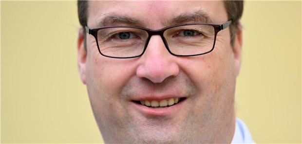 Gert Naumann, Chefarzt der Frauenheilkunde und Geburtshilfe im Helios Klinikum Erfurt. Die ohnehin niedrige Zahl Neugeborener, die anonym in sogenannte Babykörbe von Krankenhäusern gelegt werden, hat sich während der Corona-Pandemie in Thüringen weiter verringert. (zu dpa "Trotz Alternativen - Babykörbe werden auch in Zukunft gebraucht")