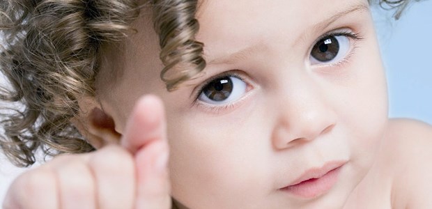 Netzwerk macht fit fürs Leben Gesund und fit aufwachsen in Brandenburg: Professionell geschulte Paten begleiten Kinder und ihre Eltern. Sie beraten und geben bei der Erziehung wichtige Ratschläge.