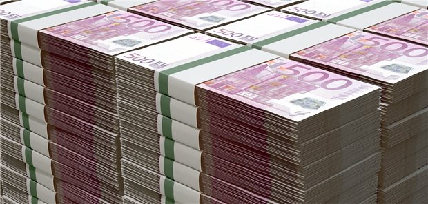 Gesundheitsausgaben 2021 nähern sich der Halben-Billion-Euro-Marke Gesundheit ist ein teures Gut. Die Gesundheitsausgaben in Deutschland lagen 2021 bei 474 Milliarden Euro. Das waren 5.699 Euro je Einwohner.