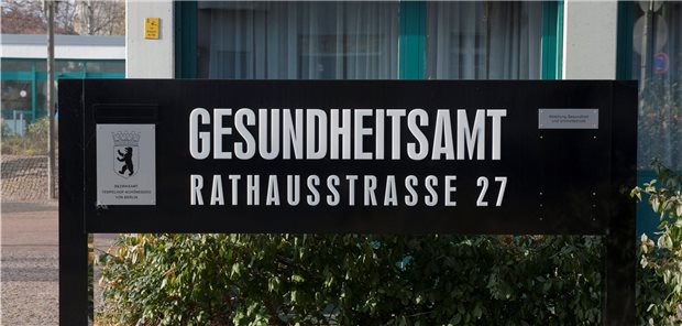 Ärzte sehen ÖGD als personell ausgeblutet an Gesundheitsamt Tempelhof-Schöneberg. Die schlechte Ausstattung der Gesundheitsämter haben Ärzte bei der Anhörung zum zweiten Pandemie-Gesetz im Gesundheitsausschuss beklagt.