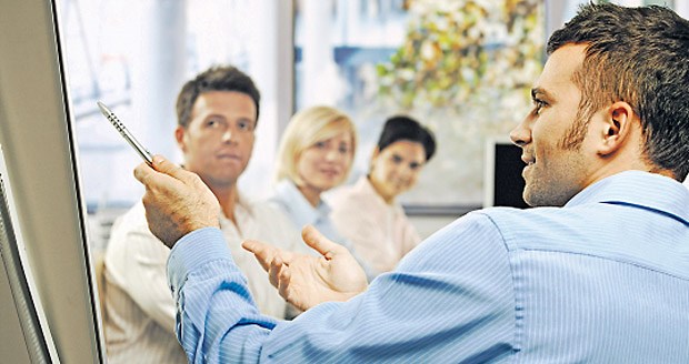 Arzneihersteller sollen Infolücken bei Patienten schließen Gesundheitscoaching von Firmen für Patienten? Bis dahin ist es noch ein weiter Weg.